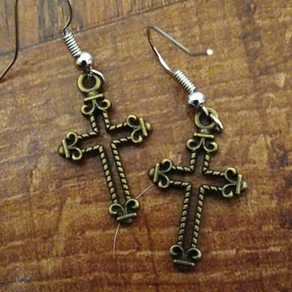 Earrings - Picture 5 of 5